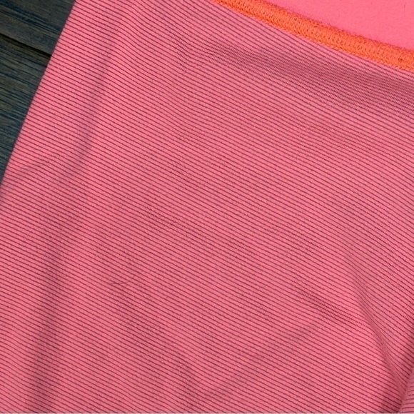 Lululemon women’s leggings - Picture 4 of 6